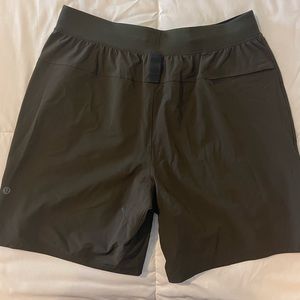 Lululemon License to Train Linerless Short 7"